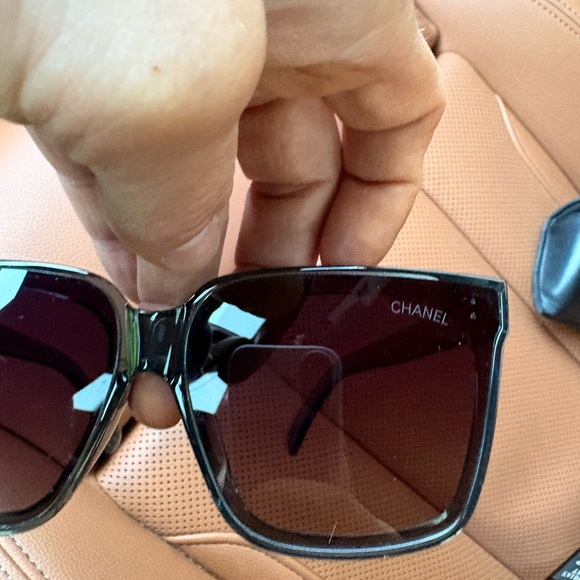 CHANEL Black and Gold Sunglasses - Picture 8 of 12